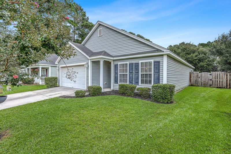 103 Avalon Rd, Summerville, SC 29483