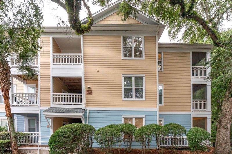 400 Bucksley Ln #112, Daniel Island, SC 29492
