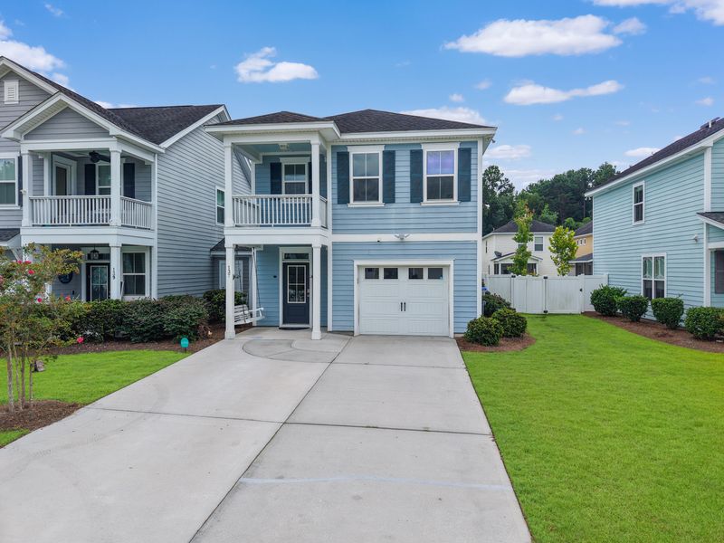 137 Fulmar Pl, Charleston, SC 29414