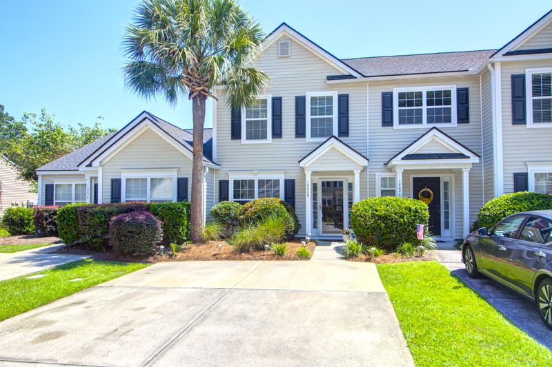 1002 Marsh Grass Way #B, Charleston, SC 29492