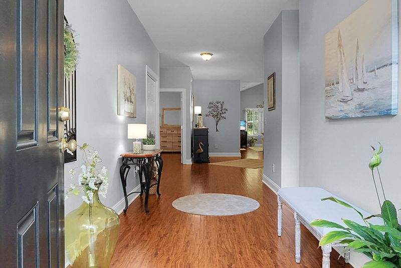 9160 Delancey Cir, North Charleston, SC 29406