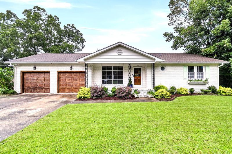 4330 Bream Rd, North Charleston, SC 29418
