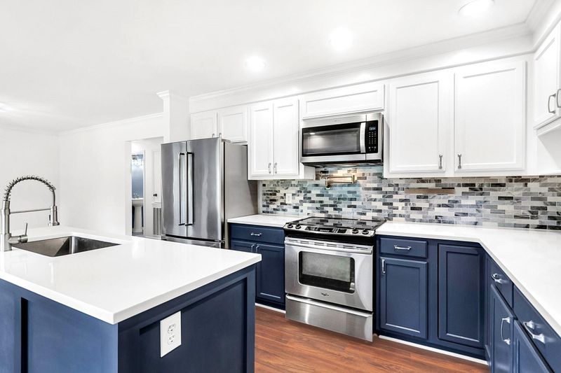 4330 Bream Rd, North Charleston, SC 29418