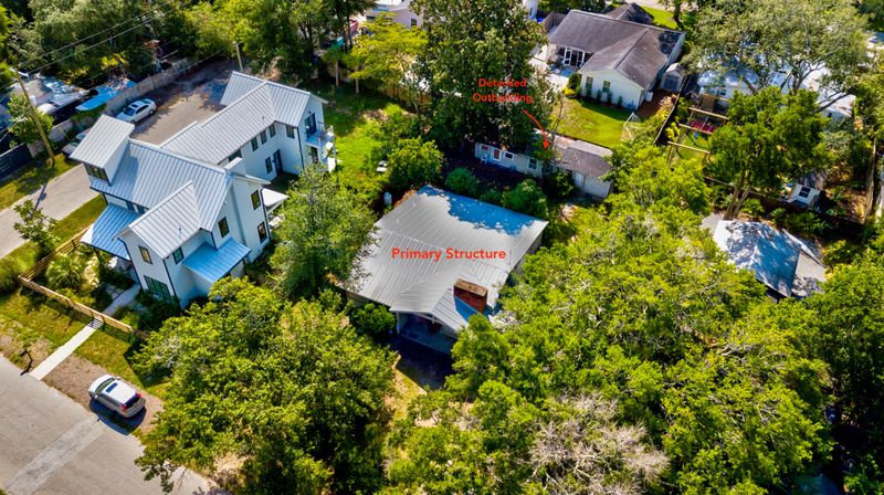 637 Palmetto St, Mount Pleasant, SC 29464