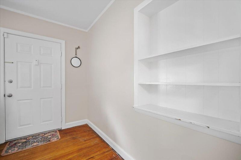 2520 Primrose Ave, North Charleston, SC 29405