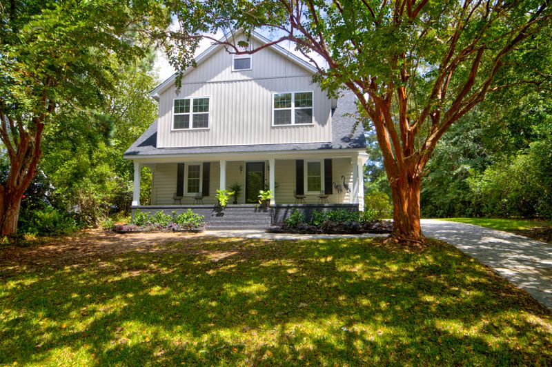 756 Milldenhall Rd, Mount Pleasant, SC 29464