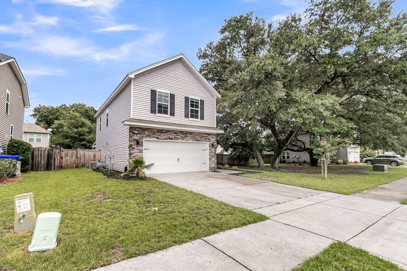 1506 Chastain Rd, Johns Island, SC 29455
