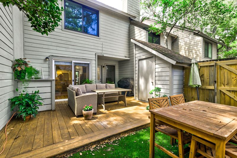 319 Lapwing Ln, Mount Pleasant, SC 29464