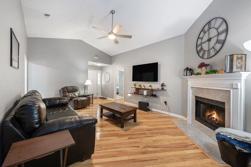 60 Wolk Dr, Charleston, SC 29414