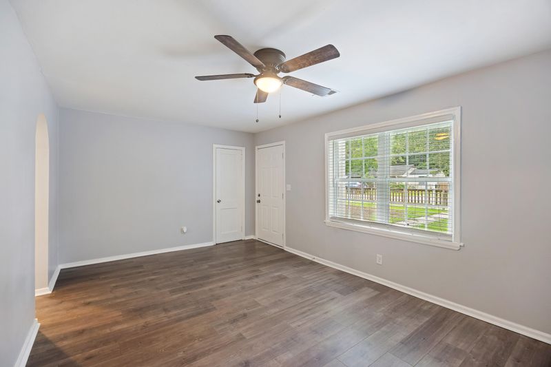 5620 Read St, North Charleston, SC 29406
