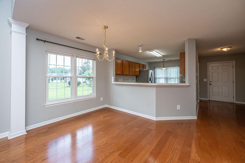 215 Hardee Ave, Summerville, SC 29485