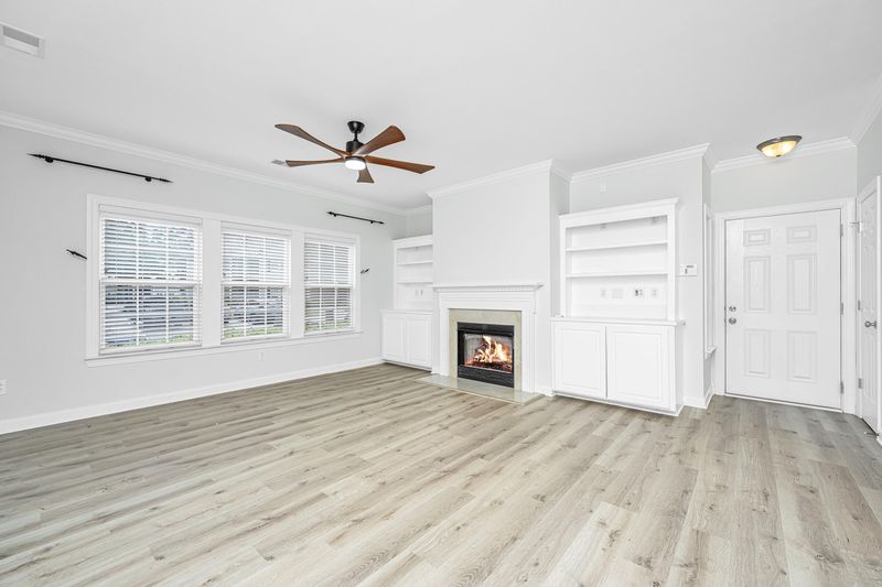 1702 N Elgin Ct, Charleston, SC 29414