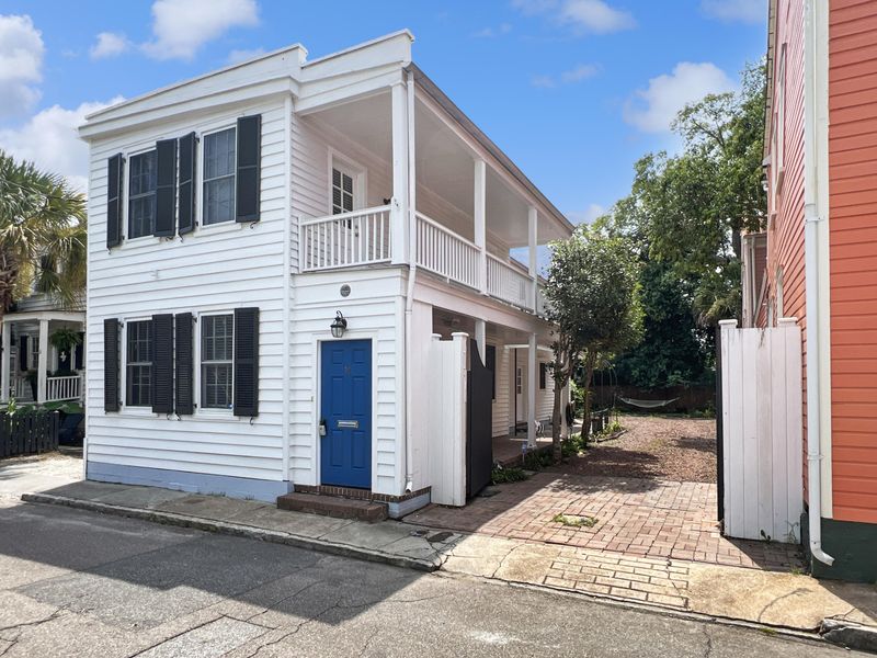 11 Magazine St, Charleston, SC 29401