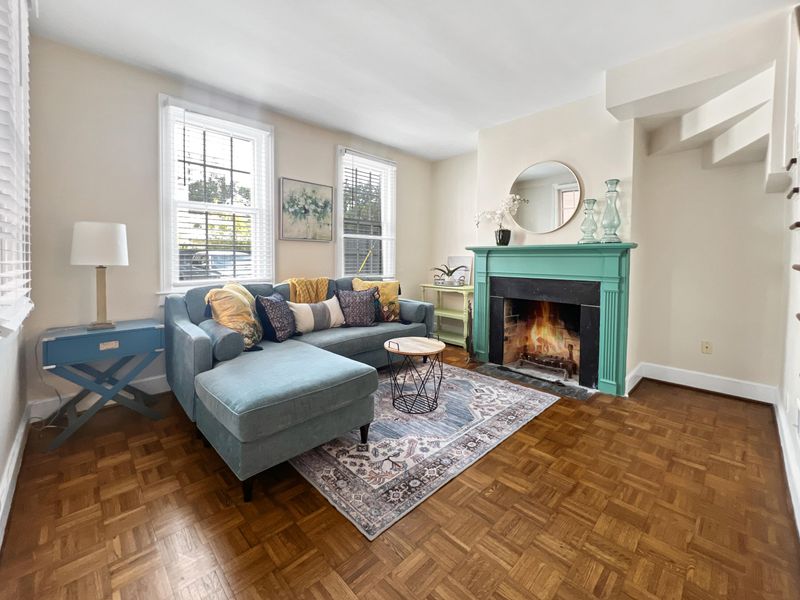 11 Magazine St, Charleston, SC 29401
