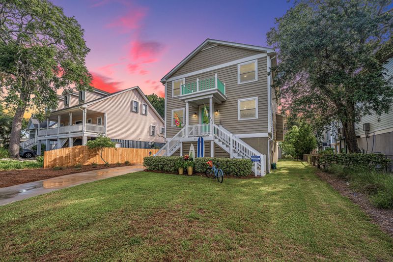 32 41st Ave, Isle Of Palms, SC 29451