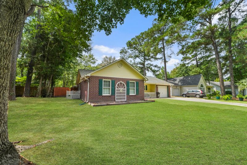 2857 Summertrees Blvd, Johns Island, SC 29455