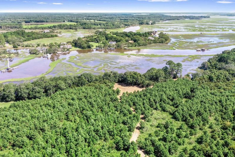 3296 Legareville Rd, Johns Island, SC 29455