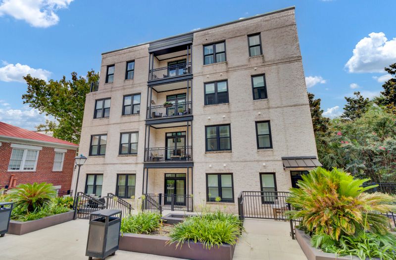 76 Society St #32, Charleston, SC 29401