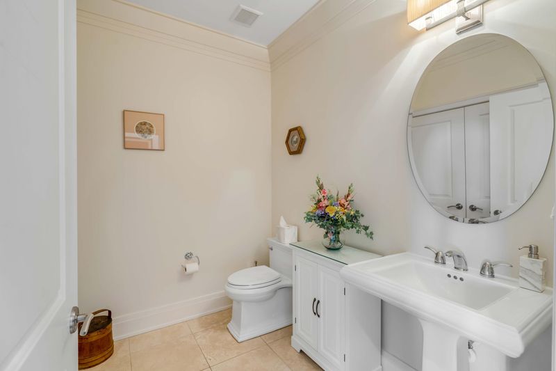 355 Cooper River Dr, Mount Pleasant, SC 29464