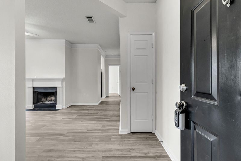 1833 Chatelain Way, Mount Pleasant, SC 29464