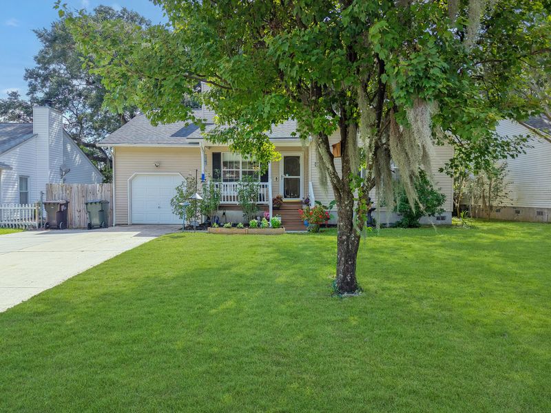 126 Mossy Oaks Ave, Goose Creek, SC 29445