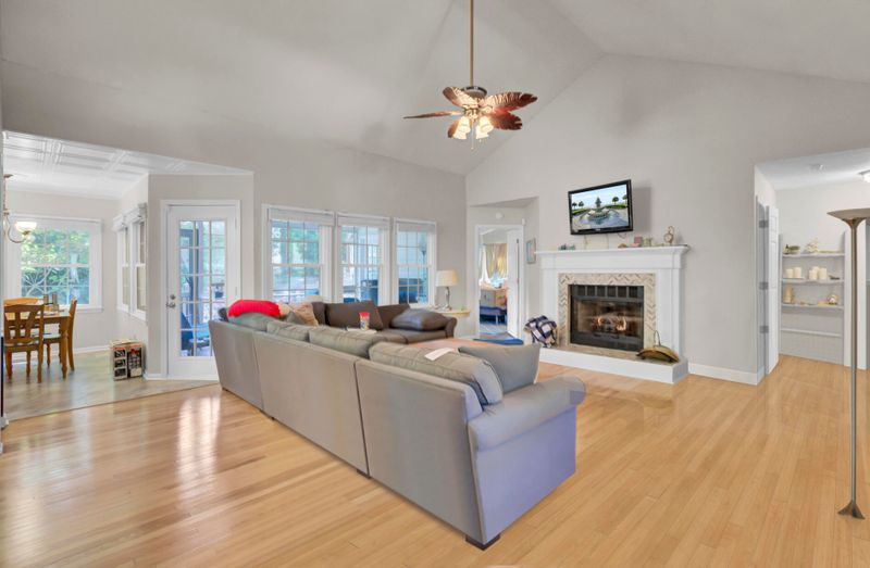 1024 Crooked Stick Ct, Summerville, SC 29483