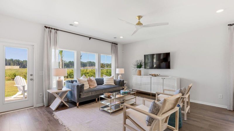 1040 Riverbed Retreat Ln, Summerville, SC 29485