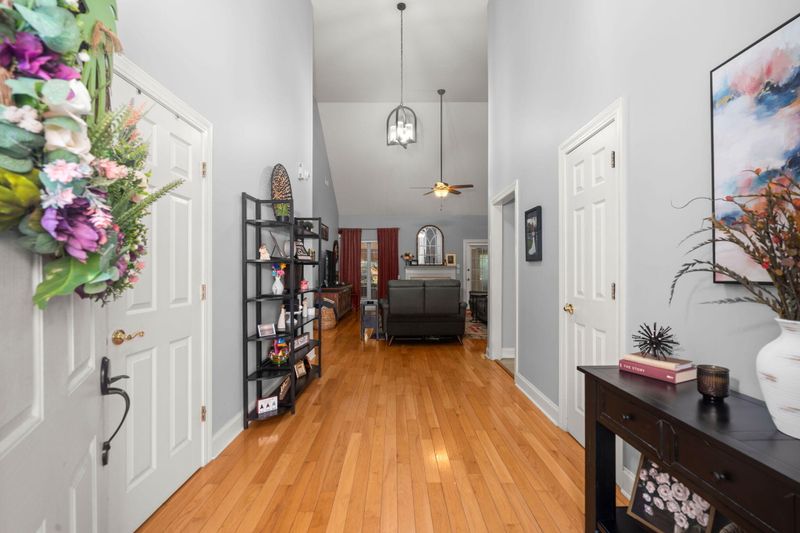 121 Chedburg Dr, Goose Creek, SC 29445