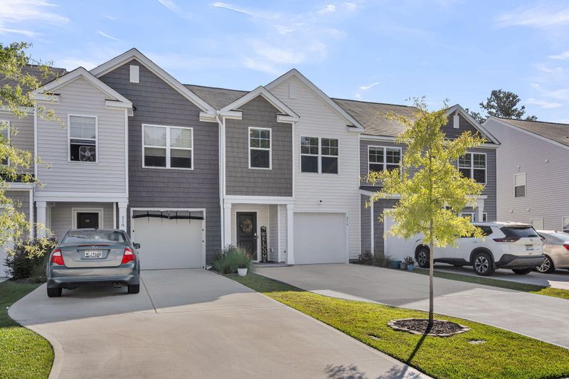 216 Cozy Brook Ct, Summerville, SC 29486