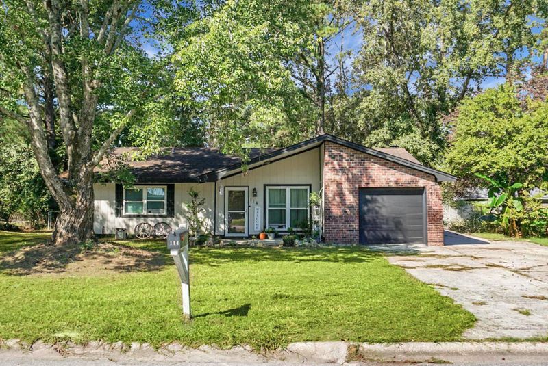 114 Ford Ct, Summerville, SC 29483