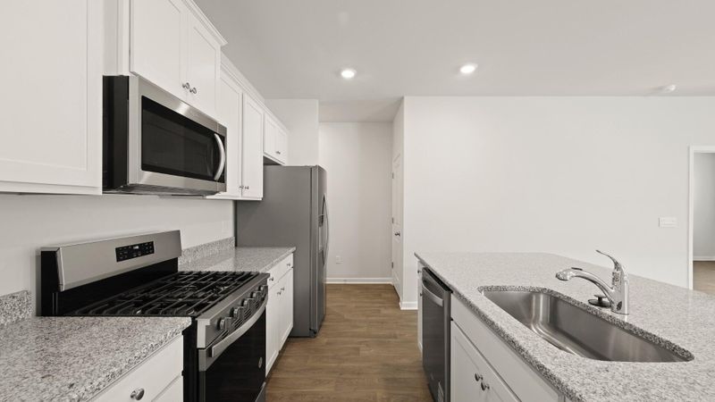804 Long Bluff Rd, Summerville, SC 29486
