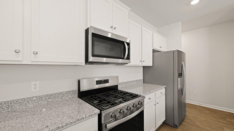 804 Long Bluff Rd, Summerville, SC 29486