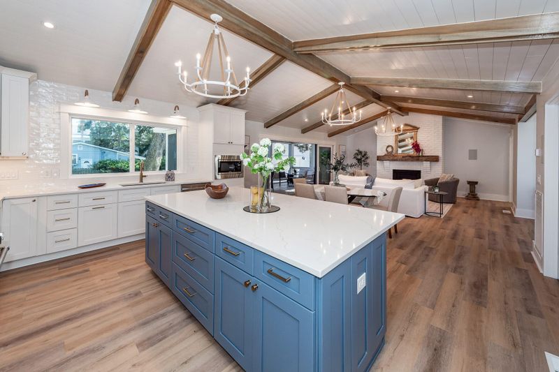 2404 Waterway Blvd, Isle Of Palms, SC 29451