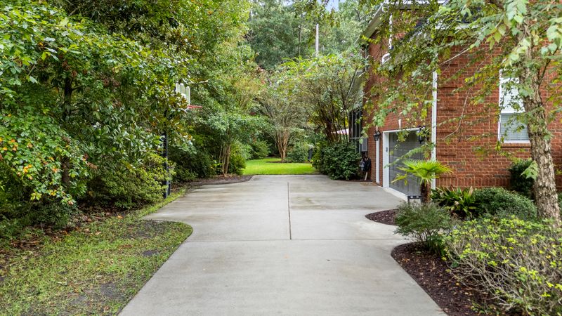 1002 Poconos Ct, Summerville, SC 29483