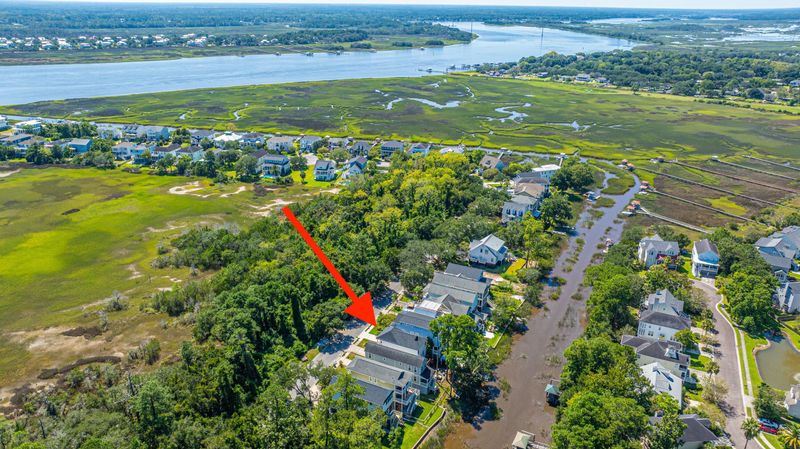 3006 S Shore Dr, Charleston, SC 29407