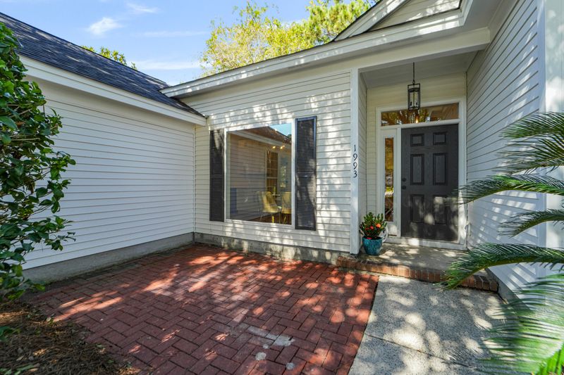 1993 Gray Battery Ct, Mount Pleasant, SC 29464