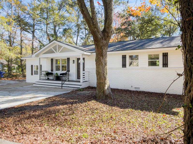 1273 Mathis Ferry Rd, Mount Pleasant, SC 29464