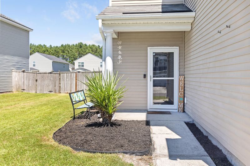 338 Peters Creek Dr, Summerville, SC 29486