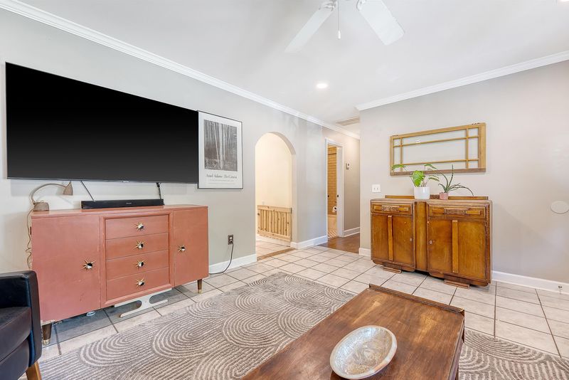 1137 Oceanview Rd, Charleston, SC 29412