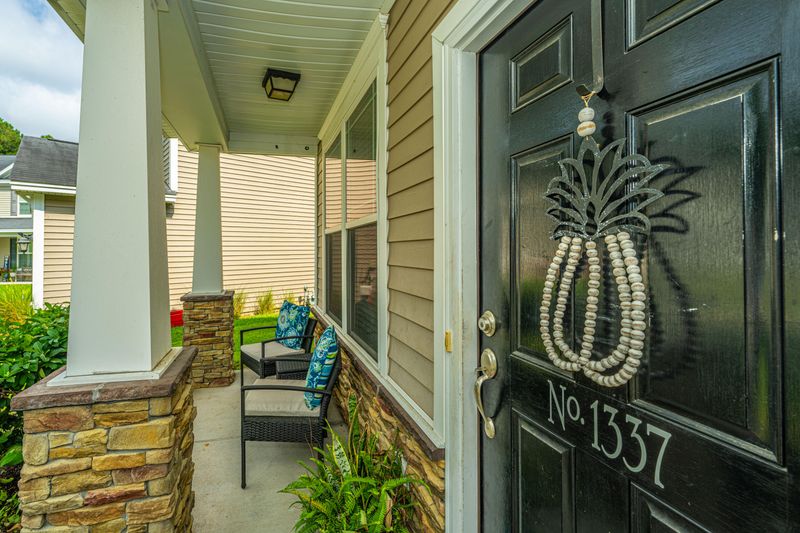 1337 Merchant Ct, Mount Pleasant, SC 29466