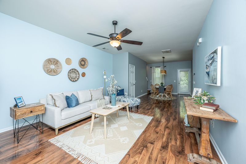 1337 Merchant Ct, Mount Pleasant, SC 29466