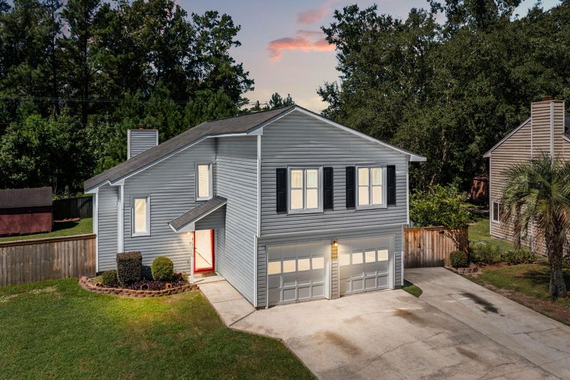 8151 N Ridgebrook Dr, North Charleston, SC 29420