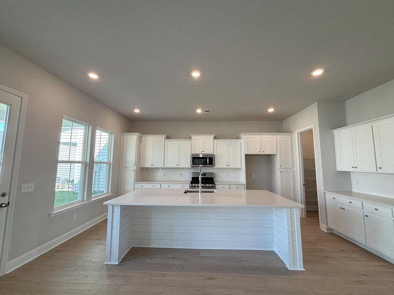 1016 Riverbed Retreat Ln, Summerville, SC 29485