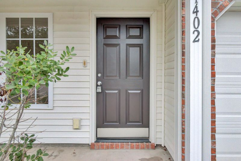 1402 Poplar Grove Pl, Summerville, SC 29483
