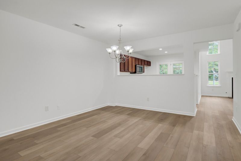 1402 Poplar Grove Pl, Summerville, SC 29483