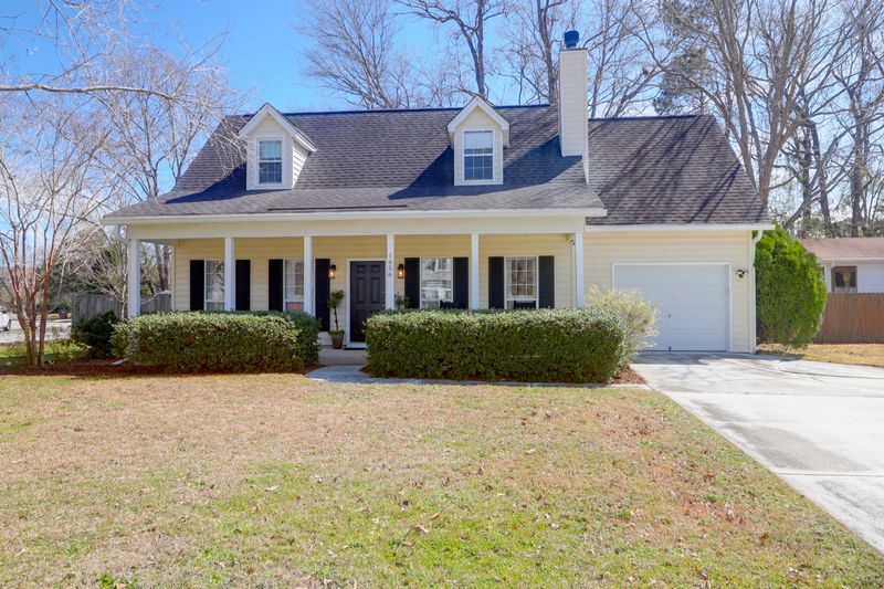 1656 Lauda Dr, Mount Pleasant, SC 29464
