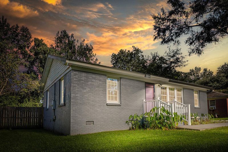 416 Anita Dr, Goose Creek, SC 29445