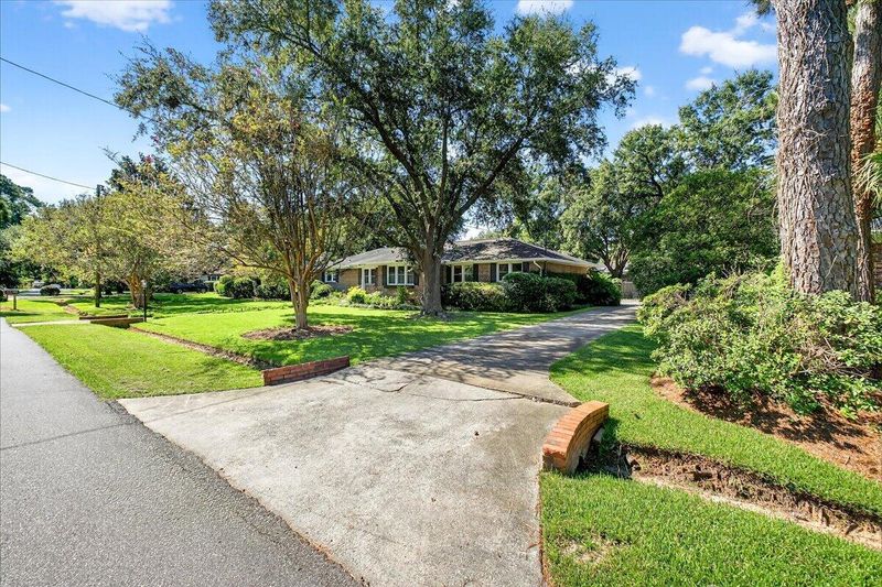 1053 Northbridge Dr, Charleston, SC 29407