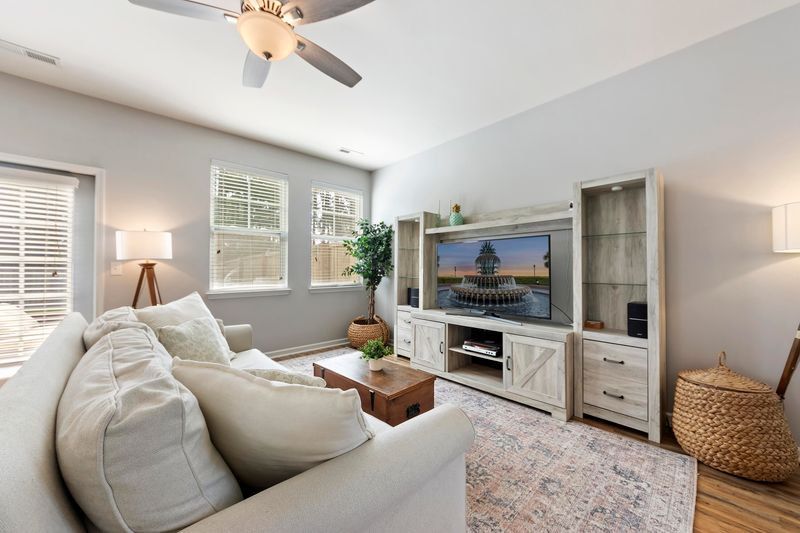 381 Sanctuary Park Dr, Summerville, SC 29483