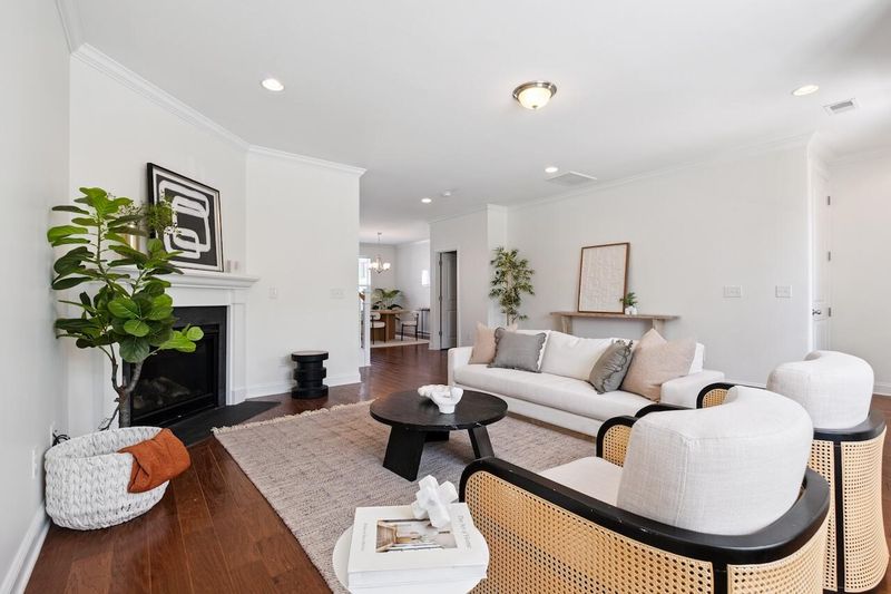 1617 Prince Edward St, Mount Pleasant, SC 29466